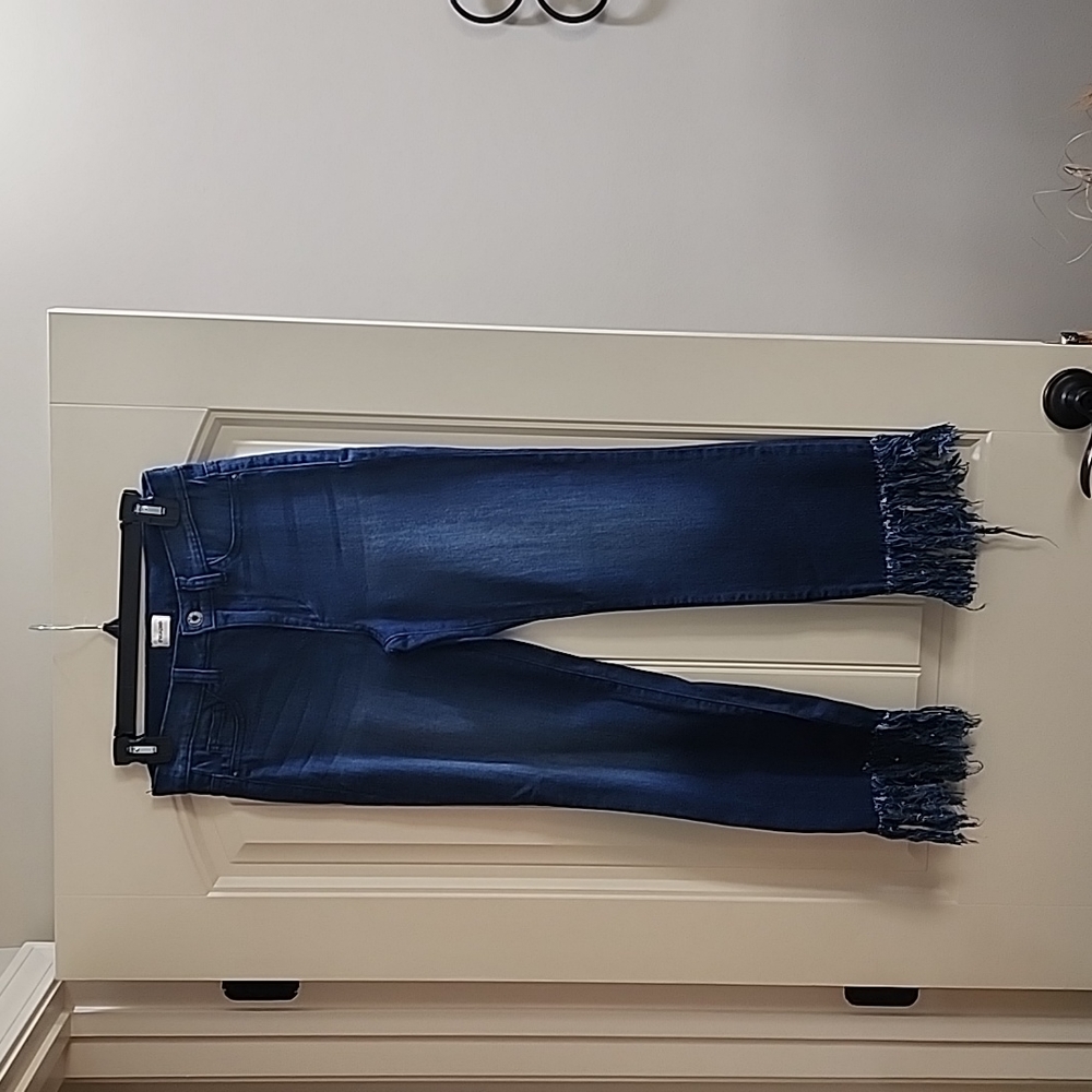 Sneak Peek Jeans